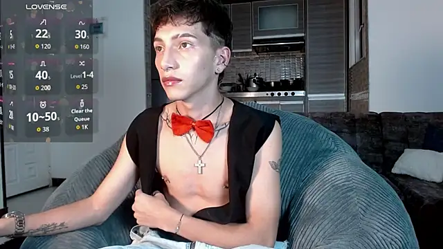 Snapshot of tiam_muller_fenix chatting on May 2026 01:22:01 AM tiam muller fenix online show from May 2026 01:22:01 AM