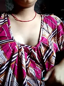 tina2005 online show from April 2026 06:03:01 AM