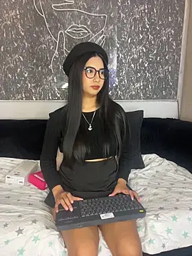 Gretel Streit online show from May 2026 03:25:02 AM