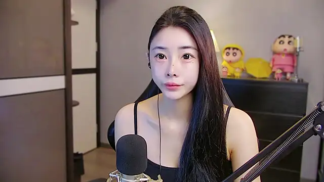 Snapshot of XiaoYuBao- chatting on June 2026 07:16:02 PM XiaoYuBao- online show from June 2026 07:16:02 PM