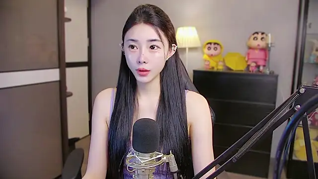 Snapshot of XiaoYuBao- chatting on July 2026 02:43:02 PM XiaoYuBao- online show from July 2026 02:43:02 PM
