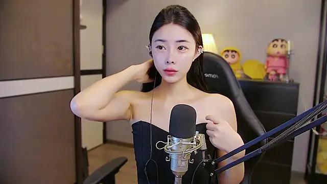 Snapshot of XiaoYuBao- chatting on July 2026 01:13:02 PM XiaoYuBao- online show from July 2026 01:13:02 PM