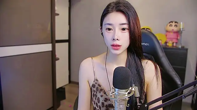 Snapshot of XiaoYuBao- chatting on July 2026 03:21:01 PM XiaoYuBao- online show from July 2026 03:21:01 PM