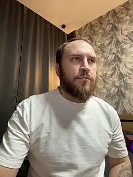 HermanLover online show from March 2026 04:12:02 PM