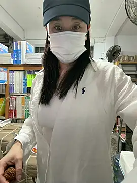 Snapshot of zhizhibaobei chatting on April 2026 12:54:02 AM zhizhibaobei online show from April 2026 12:54:02 AM
