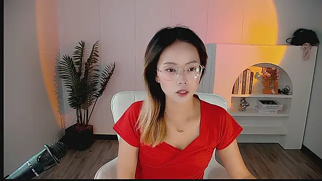 zhoulan-bb online show from April 2026 02:25:02 AM