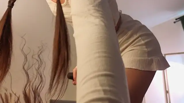 Milisaaaaa online show from March 2026 09:10:02 AM