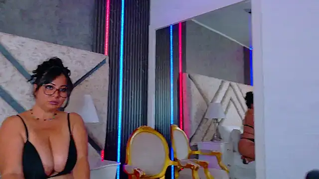 Snapshot of GalileaMoure chatting on March 2026 02:56:02 PM GalileaMoure online show from March 2026 02:56:02 PM