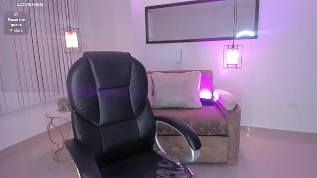 Snapshot of Ninna_Asppen_ chatting on April 2026 04:39:02 AM Ninna Asppen online show from April 2026 04:39:02 AM