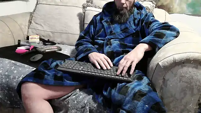 Snapshot of willywet chatting on March 2026 05:12:02 AM willywet online show from March 2026 05:12:02 AM