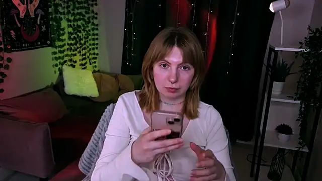 susie miu online show from June 2026 09:25:01 PM