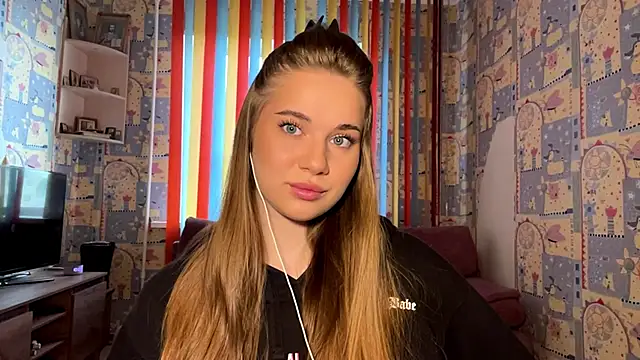 Miss Blessnyth online show from May 2026 06:11:01 AM