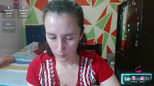 Snapshot of Mariam_wish chatting on May 2026 04:33:02 PM Mariam wish online show from May 2026 04:33:02 PM