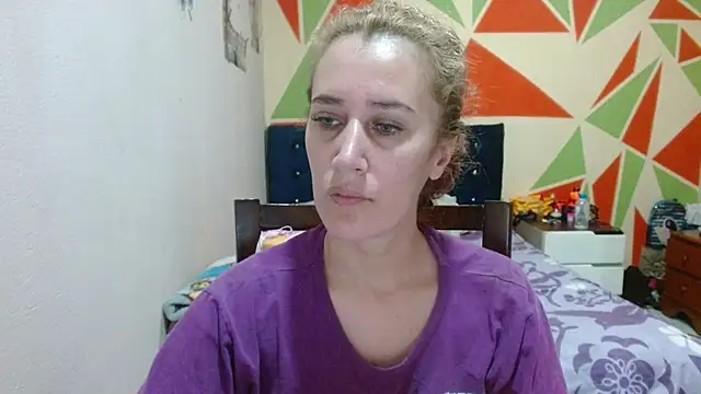 Snapshot of Mariam_wish chatting on June 2026 04:19:02 PM Mariam wish online show from June 2026 04:19:02 PM