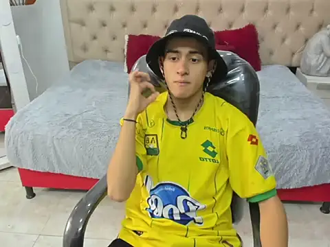 Cristoferr 10 online show from March 2026 06:00:01 PM