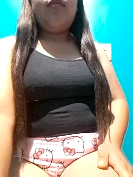 YiiZ 019 online show from April 2026 05:12:02 AM