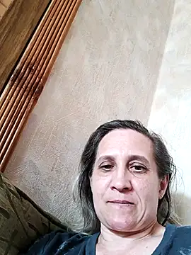 Snapshot of KatieLove133 chatting on June 2026 04:05:01 PM KatieLove133 online show from June 2026 04:05:01 PM