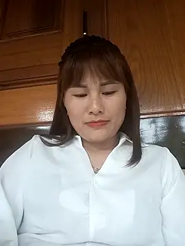 Lucxy-ki6 online show from April 2026 07:56:01 AM