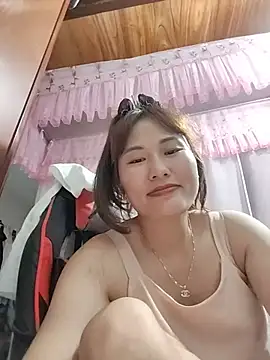 Snapshot of Lucxy-ki6 chatting on June 2026 01:07:02 AM Lucxy-ki6 online show from June 2026 01:07:02 AM