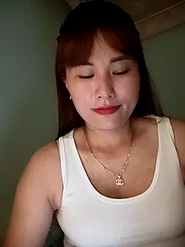 Snapshot of Lucxy-ki6 chatting on June 2026 01:04:02 PM Lucxy-ki6 online show from June 2026 01:04:02 PM
