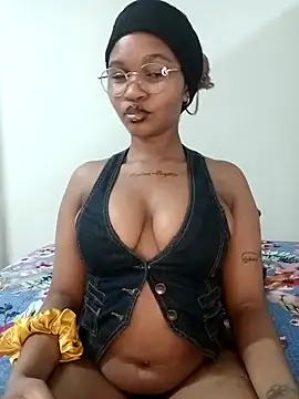 Hotsexyberry222 online show from March 2026 08:37:01 PM