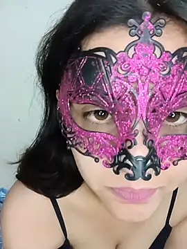 Hottymahi7 online show from May 2026 11:44:01 PM