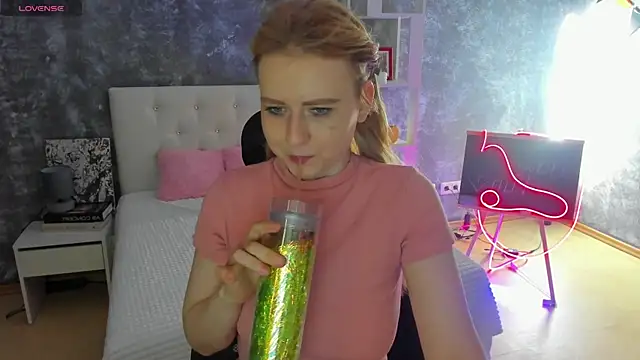 Snapshot of Shiny_Liss chatting on May 2026 01:35:01 AM Shiny Liss online show from May 2026 01:35:01 AM