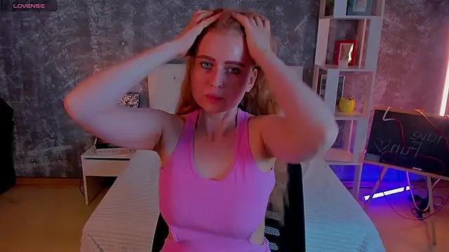 Snapshot of Shiny_Liss chatting on June 2026 01:45:01 AM Shiny Liss online show from June 2026 01:45:01 AM
