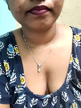 hotmiki online show from July 2026 01:57:01 PM