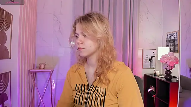 ElizabethVane online show from July 2026 05:35:02 AM