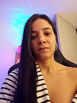 Snapshot of miaeyex chatting on May 2026 11:59:02 AM miaeyex online show from May 2026 11:59:02 AM