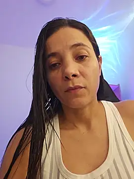 Snapshot of miaeyex chatting on May 2026 01:18:01 PM miaeyex online show from May 2026 01:18:01 PM