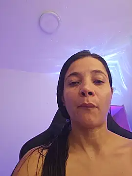 Snapshot of miaeyex chatting on May 2026 12:09:02 PM miaeyex online show from May 2026 12:09:02 PM