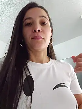 miaeyex online show from June 2026 12:13:02 PM