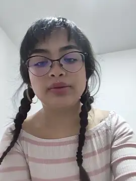 Mini Rouse online show from April 2026 03:51:02 PM