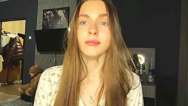 Veluxe online show from April 2026 05:07:01 PM