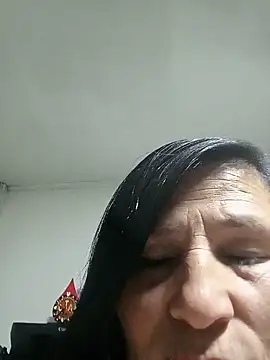 Ladygreeneyes online show from June 2026 02:39:01 AM