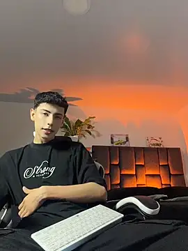 Snapshot of SebastianReed_ chatting on April 2026 05:10:02 AM SebastianReed online show from April 2026 05:10:02 AM