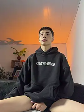 Snapshot of SebastianReed_ chatting on May 2026 02:51:02 AM SebastianReed online show from May 2026 02:51:02 AM