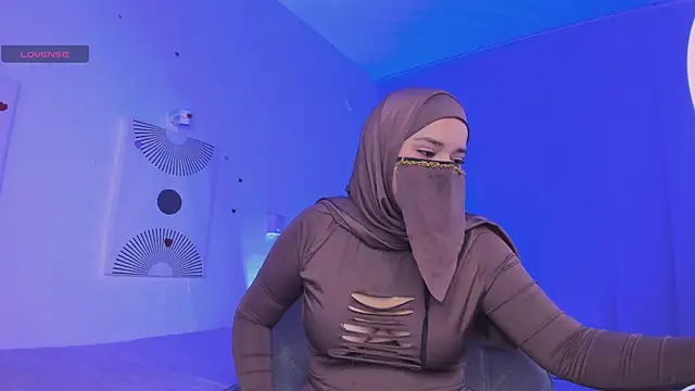 Aminaa Kaarim online show from July 2026 01:19:02 AM