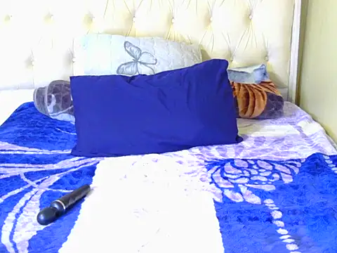 DARKBEATY20 online show from April 2026 06:19:01 AM