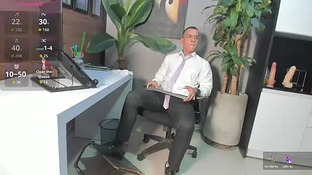 Snapshot of Enzoo98_ chatting on May 2026 12:04:01 AM Enzoo98 online show from May 2026 12:04:01 AM