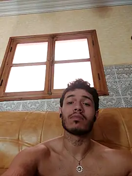 Thewildaliii0 online show from April 2026 04:26:01 PM