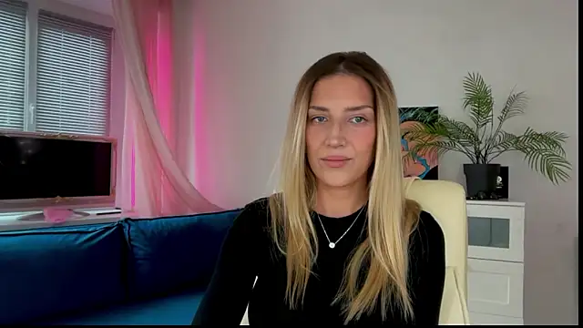 Snapshot of come_here_baby chatting on March 2026 02:39:02 PM come here baby online show from March 2026 02:39:02 PM