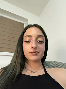 BiancaCharm online show from May 2026 07:32:02 PM