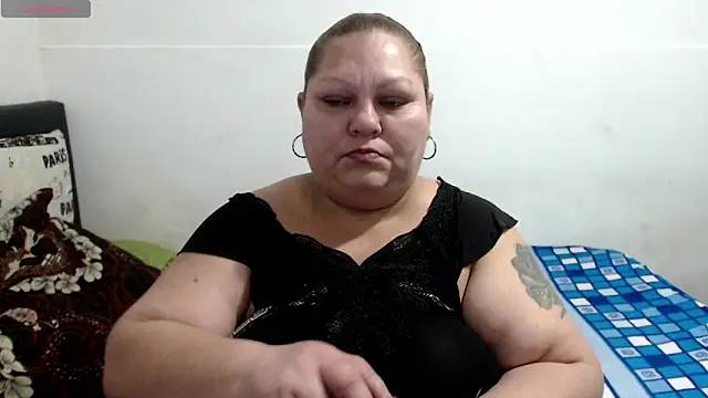 Snapshot of rossitaspace01 chatting on May 2026 12:35:01 PM rossitaspace01 online show from May 2026 12:35:01 PM