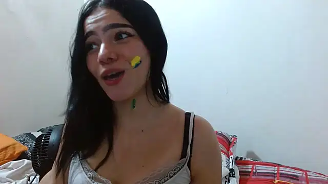 Snapshot of lina_seduce chatting on June 2026 01:29:01 AM lina seduce online show from June 2026 01:29:01 AM