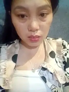 Snapshot of Abi-ni chatting on May 2026 10:17:01 PM Abi-ni online show from May 2026 10:17:01 PM