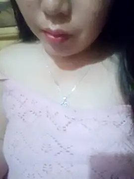 Snapshot of Abi-ni chatting on August 2026 06:40:02 PM Abi-ni online show from August 2026 06:40:02 PM