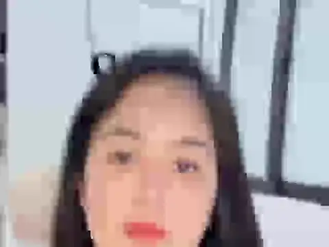 Snapshot of AmyLinee_1 chatting on June 2026 08:12:02 AM AmyLinee 1 online show from June 2026 08:12:02 AM